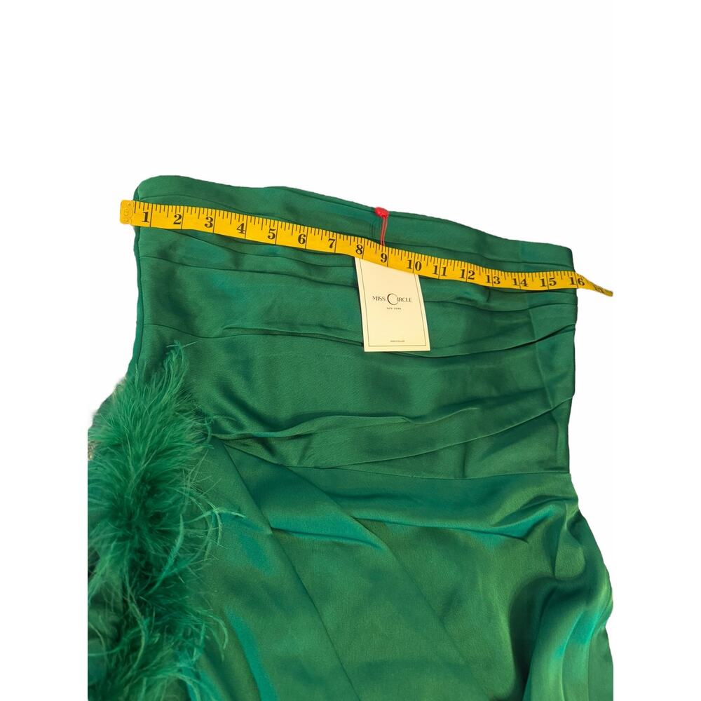 NWT Perrin Emerald Green Feather Miss Circle New York Gown - Size M - Picture 5 of 15